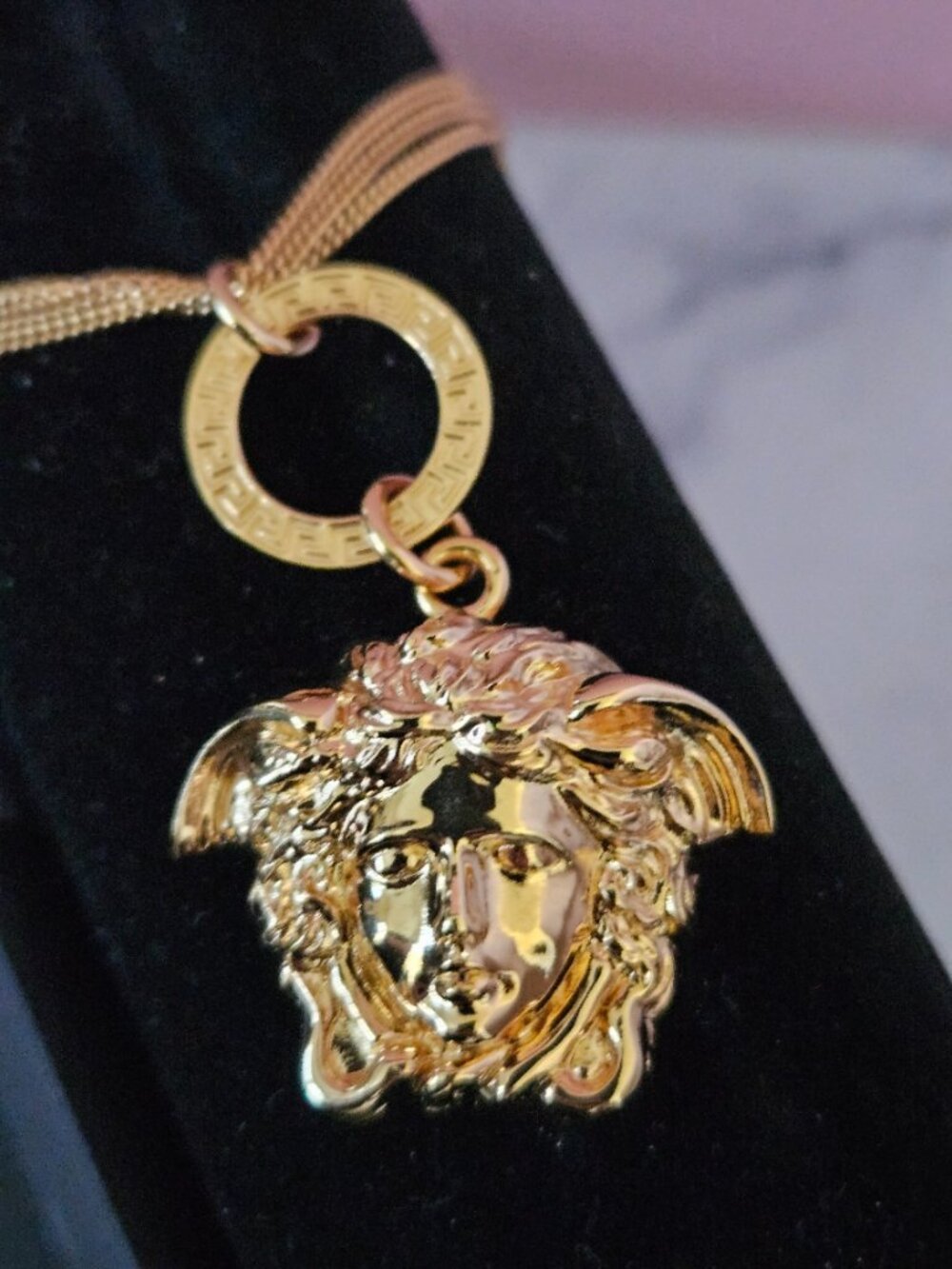 Versace La Medusa Gold Medallion Charm Bracelet - Picture 4 of 5